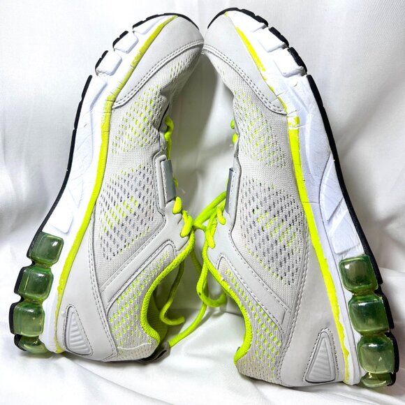 Reebok-Women's Run Fit Frame 70% Dynamic Biomechanics 12.9-Sz 7 1/2-Gray/Neon - Picture 10 of 16